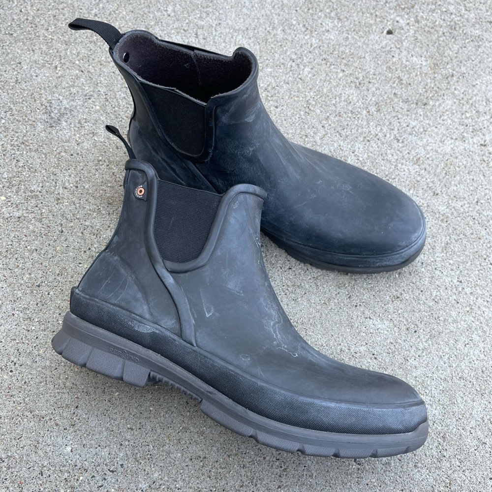 Bogs Amelia Slip On Rain Boots Womens size 9 in Black